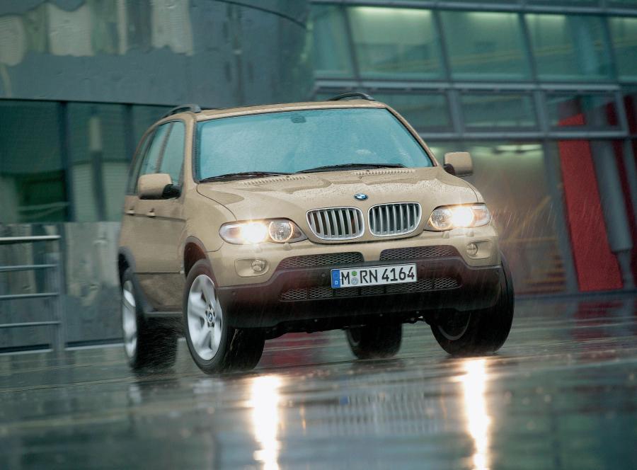  BMW X5 2004 года  (фото 30 из 45)